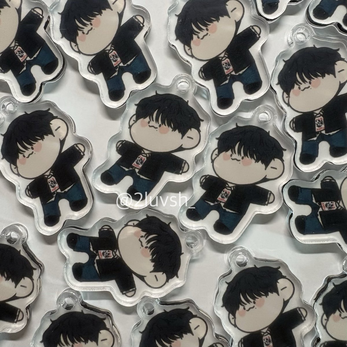 2luvsh_'s tweet photo. 𝐘𝐎𝐎𝐍 𝐒𝐀𝐍-𝐇𝐀 𝐅𝐀𝐍𝐂𝐎𝐍 [𝐉𝐔𝐒𝐓, 𝐍𝐎 𝐑𝐄𝐀𝐒𝐎𝐍] 나눔

7월4일 첫콘 시작 전에 언바운드 산하 키링 나눔합니다!
주변에서 마주치는 로하분들에게 나눔하겠습니다☺️
키링 앞면은 필름 제거해서 사용해주세요!!

#아스트로 #윤산하 #YOONSANHA https://t.co/YD3PJthiUH