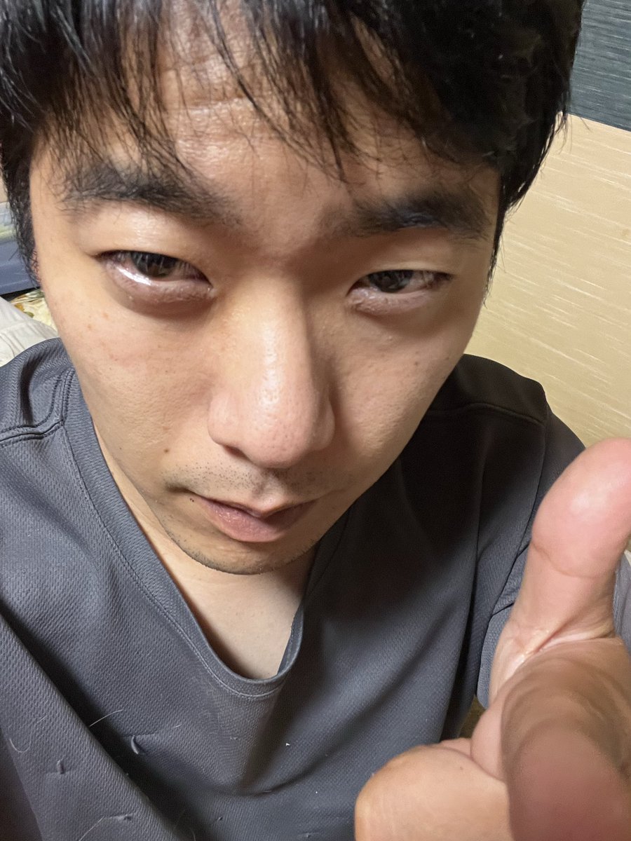 loveflamehammer's tweet photo. 今日は帰り道、
車来てないか
確認しなくちゃ〜と
振り向いたら
白いモヤかなり霧みたいな
デカ目なのが見えたぜ。
ラップ音も復活だ！

最近加工アプリとかAIとか
いうてるけどね！
特に美人とかで
金が動き回るとかじゃ
なければよくね！？
加工かどうかそもそも
わかるはずだ。
何故ならえちなもry https://t.co/G9LxFV4i2o