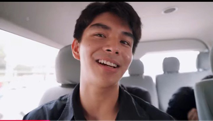 izrheiy's tweet photo. Rave and his black polo HAHAHAHA, medyo special kasi yan nak, kaya dami nag ot 😆 https://t.co/nrl2ArdWLL