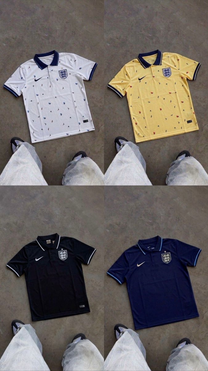 DIAMONDDGREAT's tweet photo. Manchester United polo ?? 

OR

England national team polo ?? https://t.co/aqNXfLW2DX