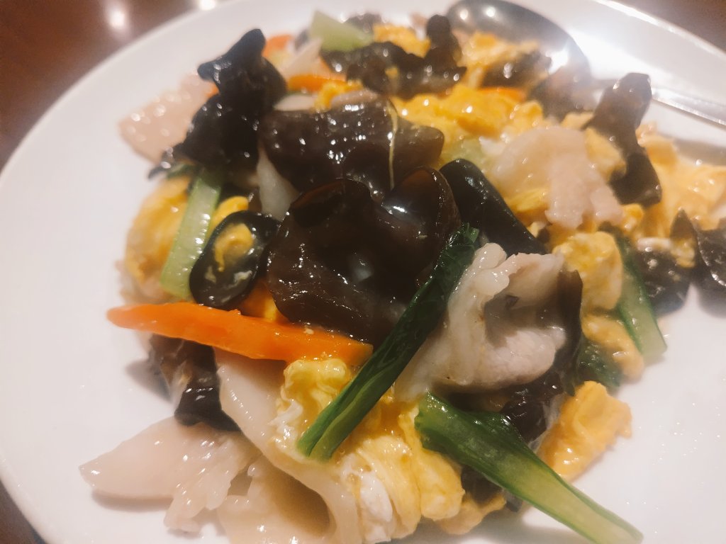 respect_plain77's tweet photo. 久しぶりに
近所の中華屋で
ラム串焼きと
豚バラとキクラゲ炒めじゃ🤗
揚げクミンの
香りがたまらん😆
カンパイでーす🍻
#晩酌
#晩ごはん https://t.co/ASyaGCHTel