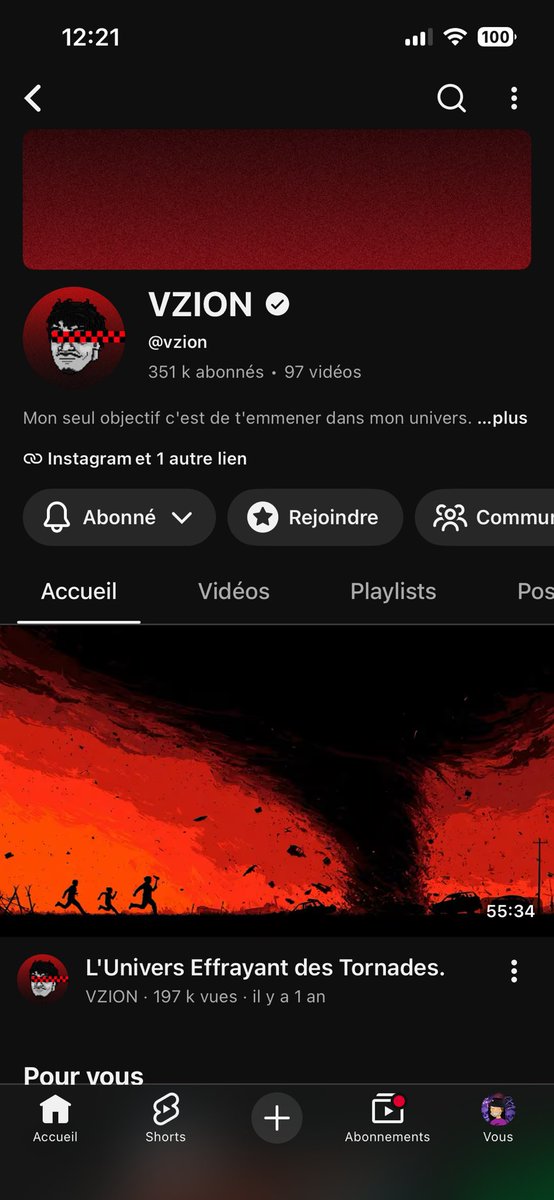 IceMugi_'s tweet photo. @passdinspii Youtubeur qui fait aussi dans les vidéo horreur tout ça https://t.co/pLruMTT33G