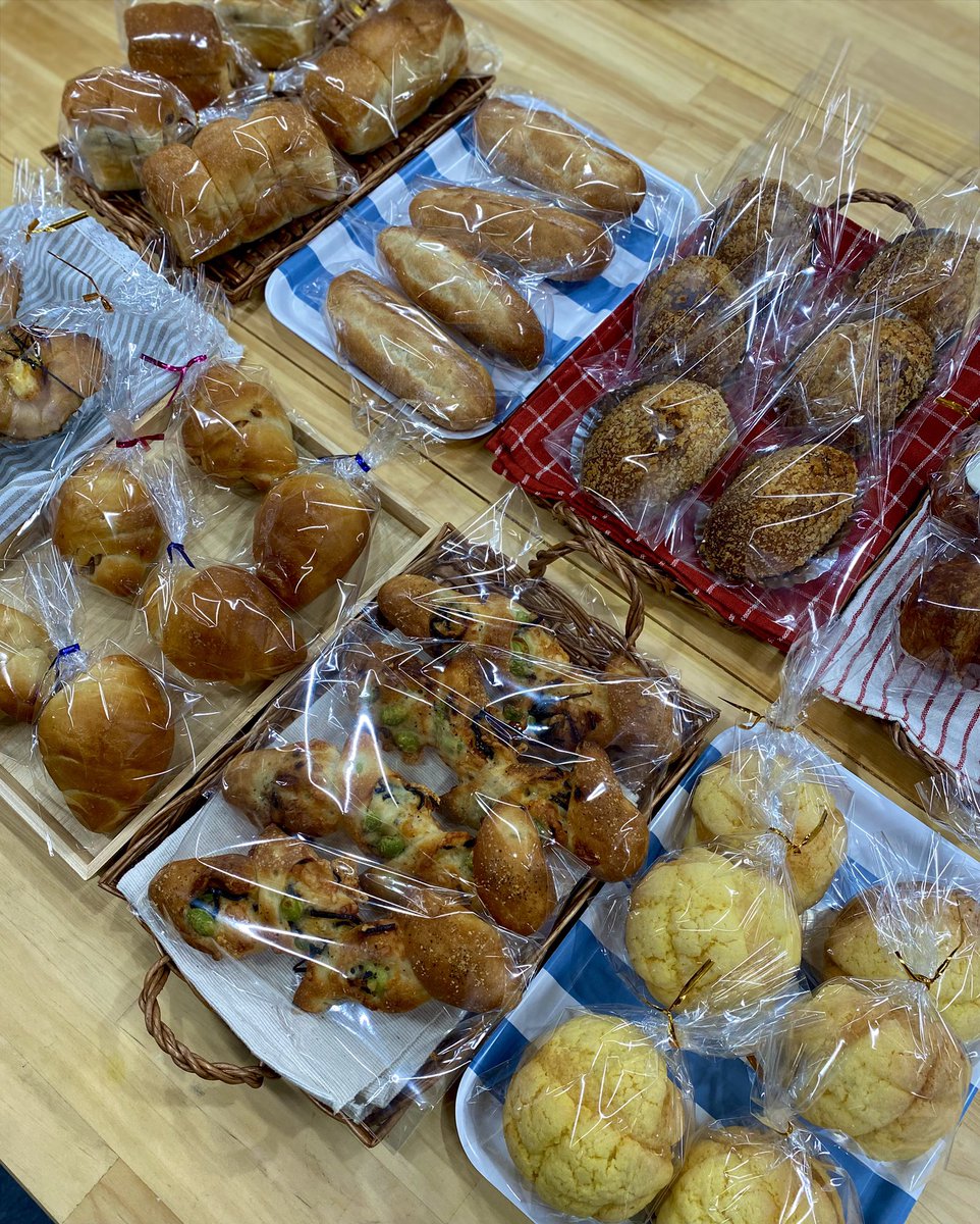 sim_pain's tweet photo. 蒸し暑い日だったのにたくさんの方にご来店いただいて少し早い時間に完売してしまいました本当にありがとうございます✨

⁡もう少しわたしがたくさん焼ければなぁーと思うところではありますが、、🙇‍♀️🙇‍♀️

⁡最終日6月24日(水)
よろしくお願いいたします🥰 https://t.co/K7Iqcz89Xz