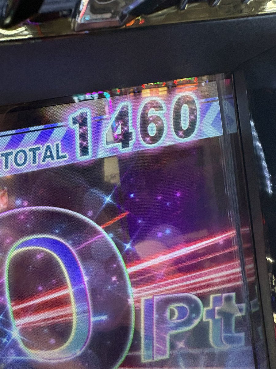 MI81__M4's tweet photo. トータル2500枚あったのに東リべで1000枚飲まれてチョイ負け🙃🙃🙃 https://t.co/b8QGzRo5Dg