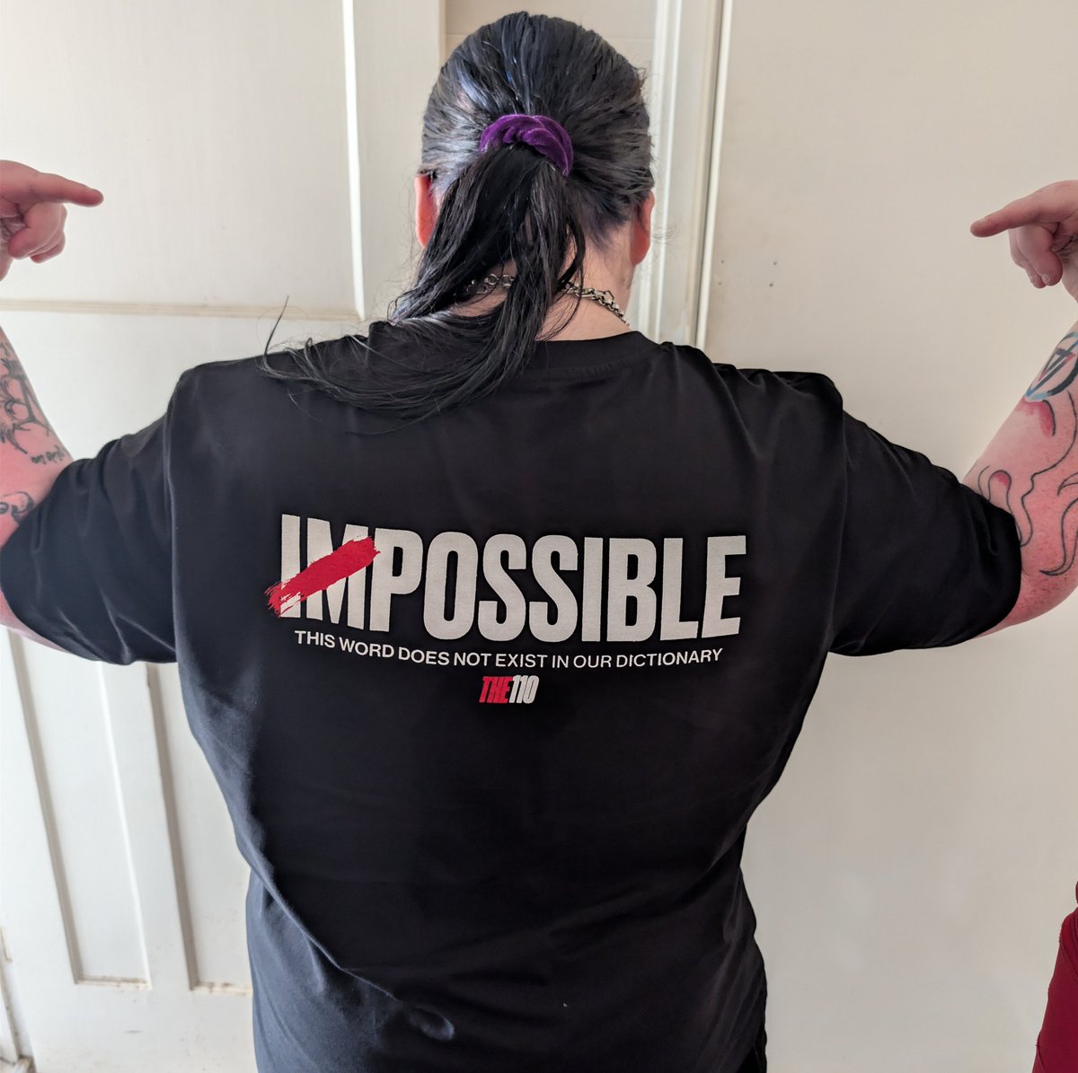 Jaydehowe30's tweet photo. Wearing the impossible made possible tshirt to my very first meet and greet with my favourite band! https://t.co/a1Lr8m0SYu