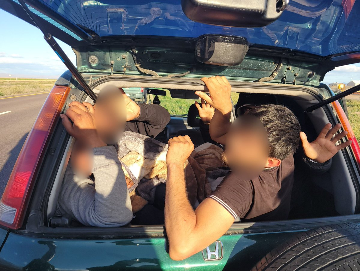 borderObserver's tweet photo. 6 headlines with the keyword illegal Alien | Tennessee | Mexican
https://t.co/KYmhR29Gcr
6 headlines with the keyword Terrorist | UFC | Narco-Terrorism
https://t.co/ZGUWDrfmYz
5 headlines with the keyword Judge | Wisconsin | Hannah Dugan
https://t.co/X9hlmkE3Df https://t.co/yf5GmtgAhI