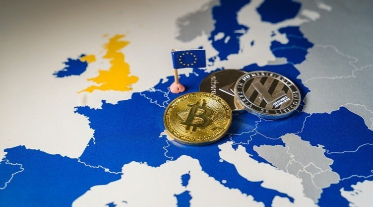 CryptoVerse_Co's tweet photo. MiCA was supposed to give Europe a clear rulebook. Instead, @Binance's 18-month application sits in limbo. Reviewed, deemed compliant, no decision.

When FTX imploded, I watched Binance handle the chaos while others broke. Withdrawals processed. Markets stayed open. Users never lost access.

The bigger question: can MiCA deliver the predictable single-market framework it was designed to create?

Clarity drives competition, deeper liquidity, safer access. That benefits users, not just companies.

Europe can lead on digital assets. The framework needs to deliver. 🌍