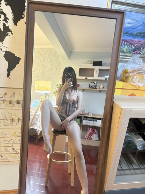 少女 tweet media