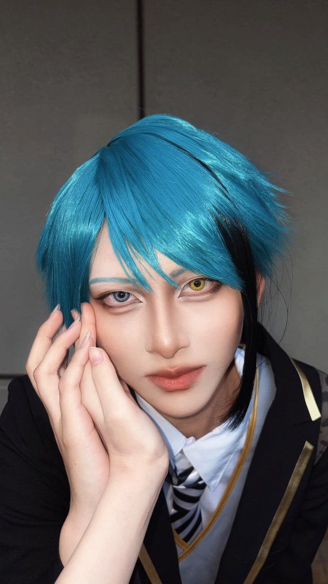 AjKny2's tweet photo. twst cosplay

怖がらないで

#アコスタ池袋 https://t.co/Rm6pouFyK7