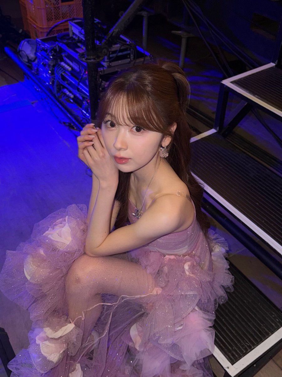 ドレスめちゃくちゃ似合ってる🥰 天性のキラッキラアイドルだけど