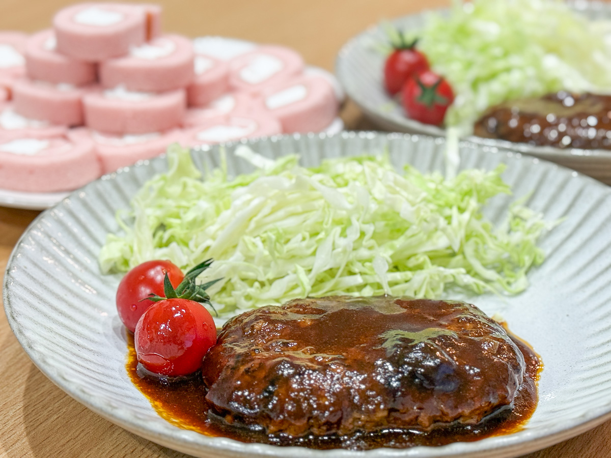 yamagatagurashi's tweet photo. 🎉日東ベスト商品のお得なフェア🎉

日東ベスト直売店「シロッコさがえ さくら横丁店」で6月ハッピーグルメフェア開催中✨

🆕6月の新商品が続��登場
🎁週末限定で冷凍デザートプレゼント(6/20・21)
⏰工場提供品が15%OFF(平日 水/木16-18時）
👔父の日ギフトも充実(LINEクーポンあり)

続く▼ https://t.co/vLnFRjrMGP