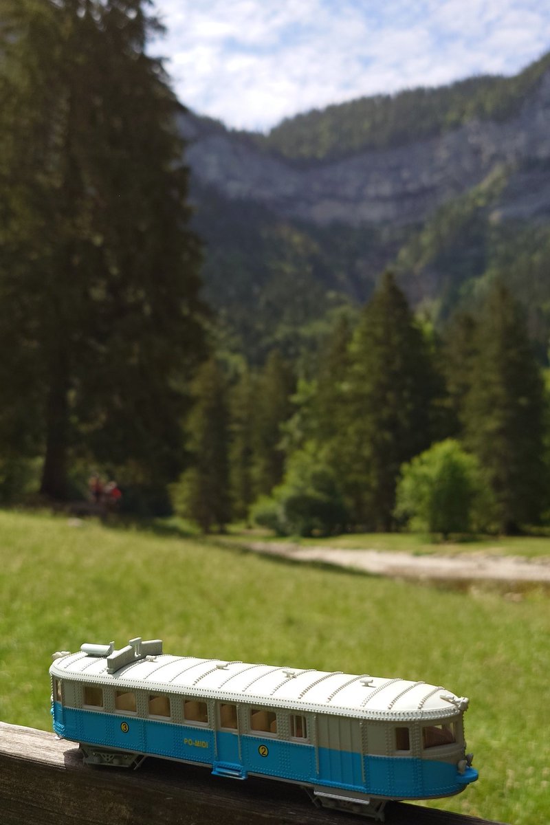 lezomeune's tweet photo. Un indice peut-être.

A hint maybe.

#rail #railcars #mystery #trains #laviedurail @LaViedurail1 #montagnes https://t.co/DK2NUViKmz