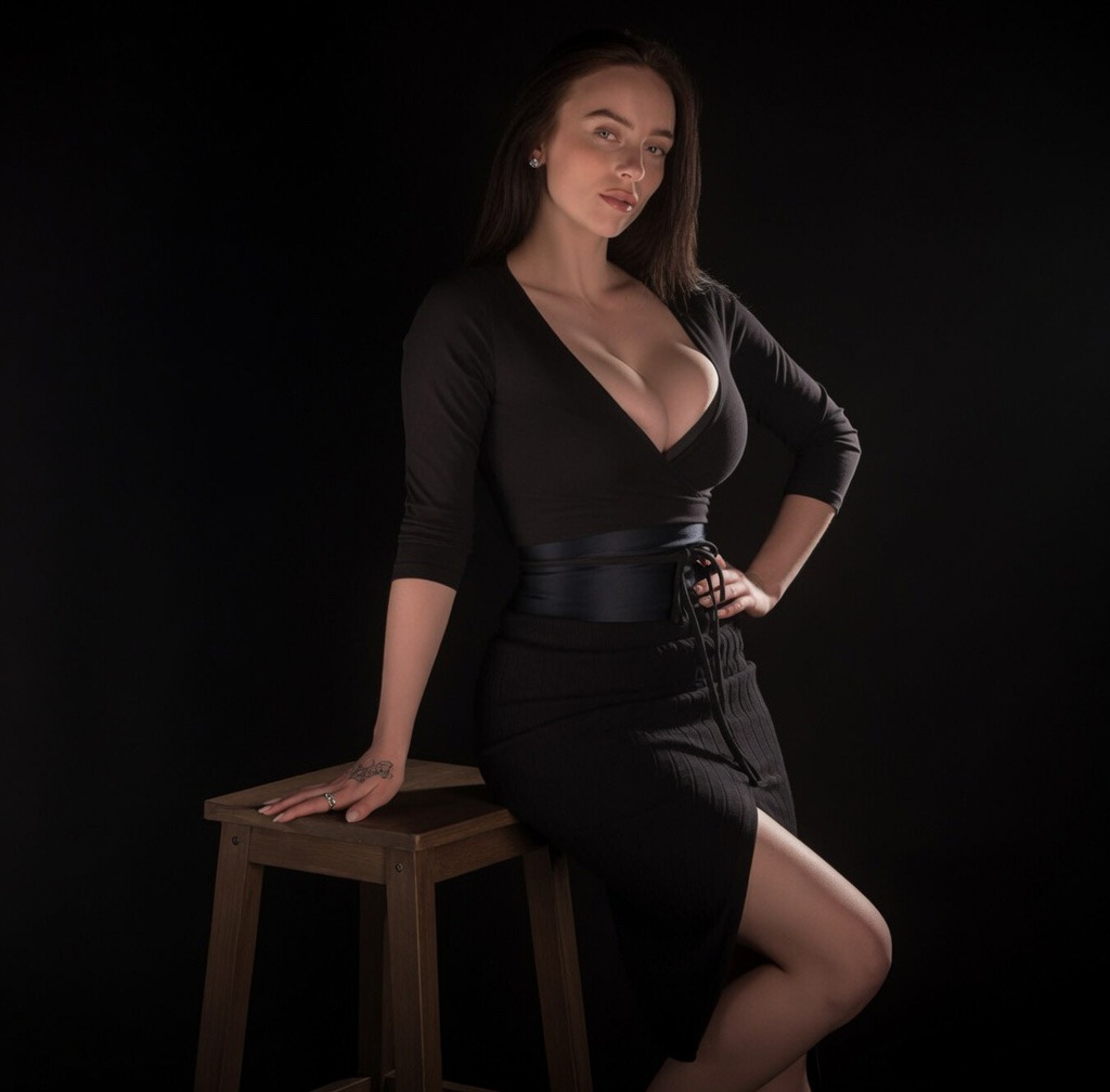 Mila Sky tweet media