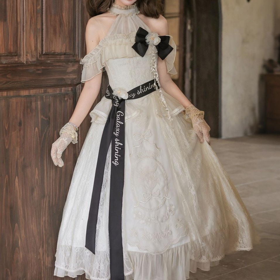 I can think of like a bunch of MCs who would look amazing in this