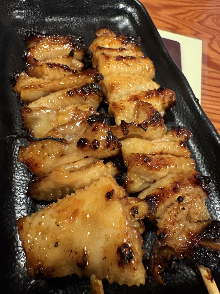 trickstart81's tweet photo. 鳥貴族 蕨東口店でした。
今日はちからこぶたれ、かわたれ、トリキの唐揚を頂きました。
一時期せせりに浮気してたけど、ちからこぶに戻しました。
やっぱり安定して美味いもんね。
ツマミ、ドリンク合わせて今日も6品、美味しかった。 https://t.co/pPScdk9siR