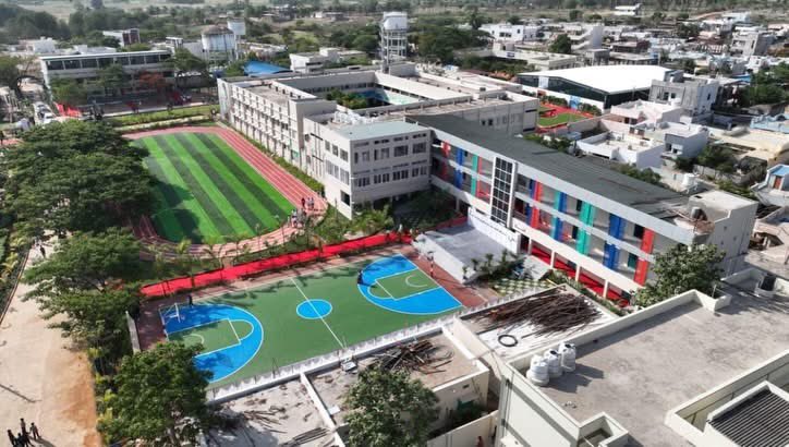 ShivaJyotsna's tweet photo. A proud moment for Telangana as Hon’ble Chief Minister Shri Revanth Reddy Garu inaugurated the Telangana Public School at Arutla. This landmark initiative reflects the Government’s commitment to providing quality education for every child.
@TelanganaCMO 
@revanth_anumula 
@edu_commissonTG