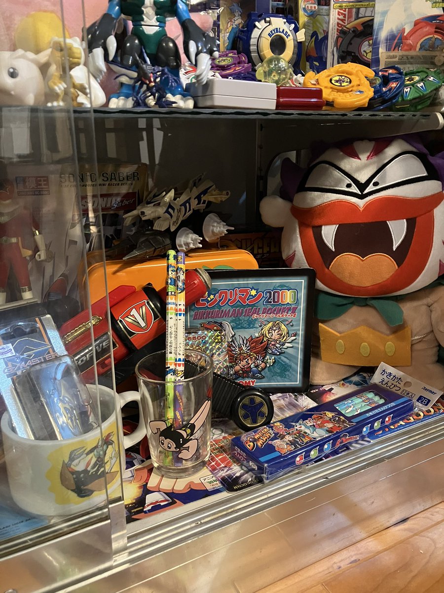 turihabi's tweet photo. ビックリマン2000集め始めようかな？？
当時はビックリマンマジで興味なかった、、、でもいくつかグッズ持ってたな〜

これもコレクションに加える https://t.co/dlfjzQm22S