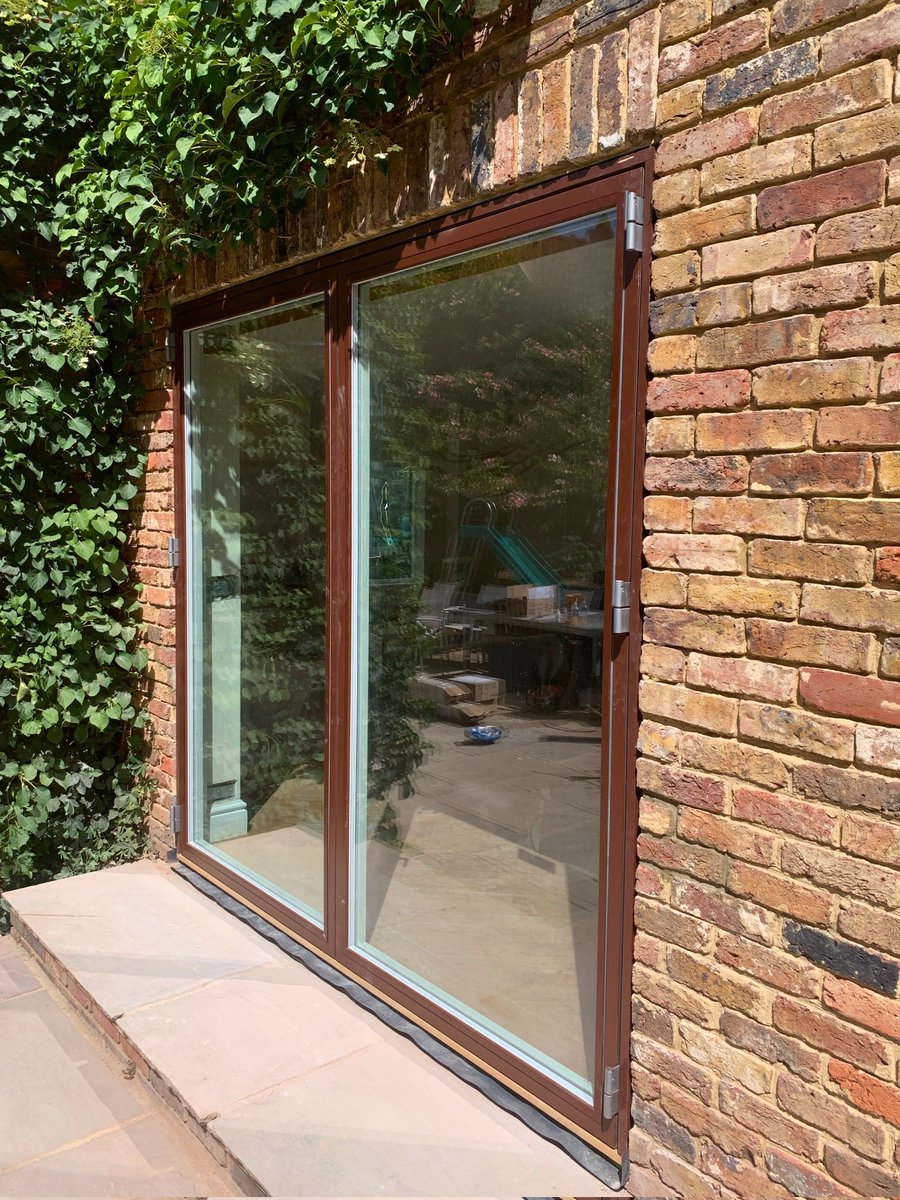 yordgroup's tweet photo. 🔨 Design Drop Wednesday 🔨

We’re revisiting a true classic for today’s #DesignDropWednesday: @VELFAC French Doors.
Even with the rise of sliding and bi-fold systems, the timeless elegance of a pair of French doors remains a popular choice.
#frenchdoors #doubledoors #bespokedoor https://t.co/yc74lmEs9T