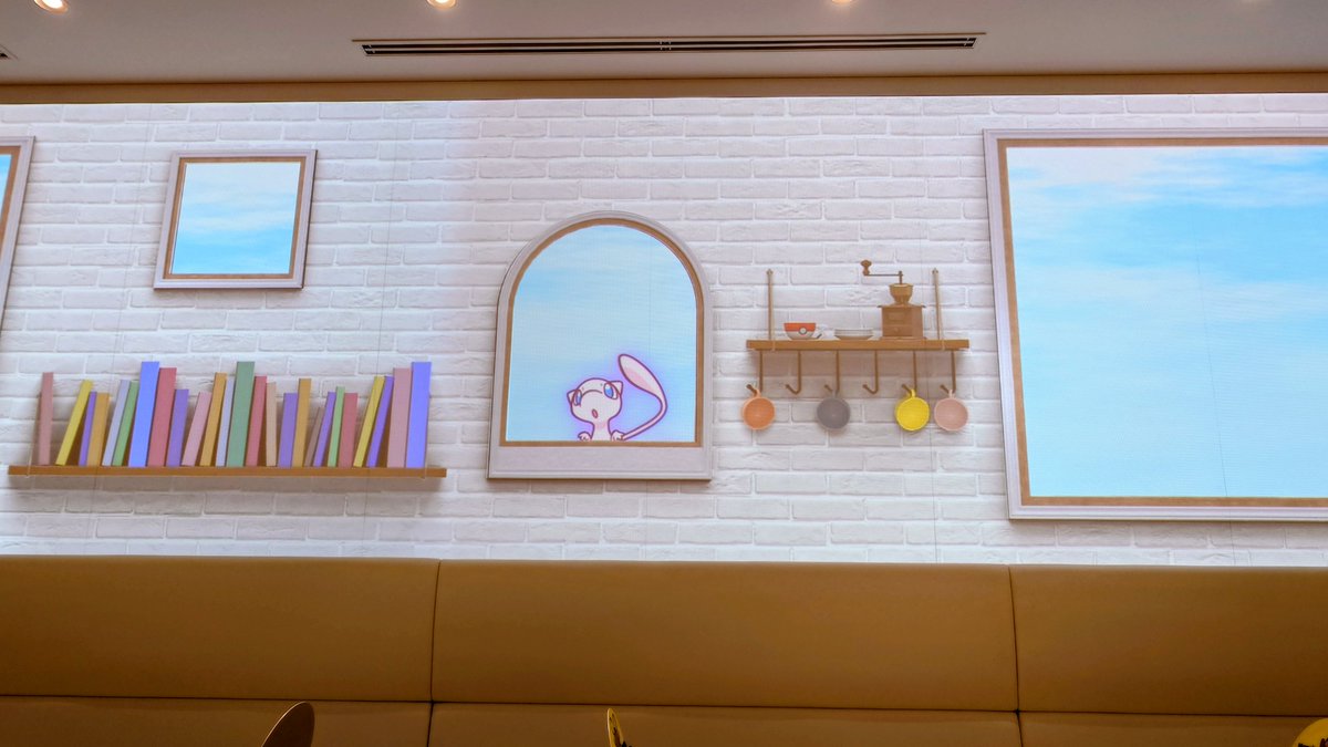 sonpuppu's tweet photo. 本日、リニューアル初日のポケモンカフェへ。やはりショーをスムーズにできるような内装になり、プログラムも工夫を感じた。この楽しい空間に再びおじゃますることができて感慨深かった。ポケモン関係のスタッフの皆様、色々あって大変だったかと思いますが、変わらぬおもてなしに感謝。また伺います。 https://t.co/pQYqIhkumo