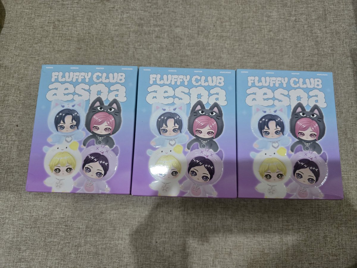 shamanmin's tweet photo. 700 จัดส่ง 35 ทุกกล่อง ยังไม่แกะค่ะ
 #POPMARTxaespa #ตลาดนัดเอสป้า #ตลาดนัดaespa https://t.co/SCsv95KqNa