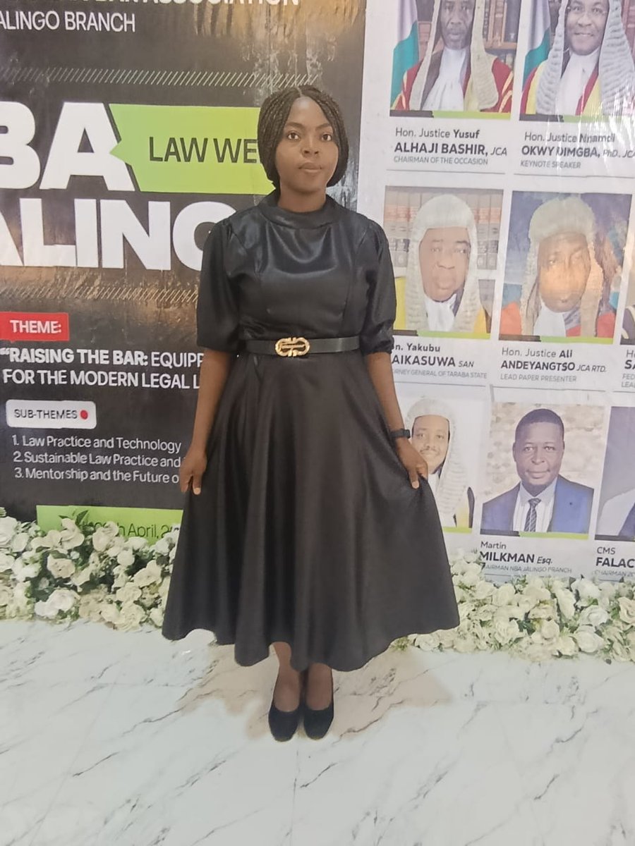 ShagbasCouture's tweet photo. You can never go wrong with black, especially when it's from @ShagbasCouture

#Fashionista
#FashionDesigner 
#ShagbasCouture 
#SC 
#ShagbaFemales
#Gown
#PPBlessing https://t.co/waxpsyaST8