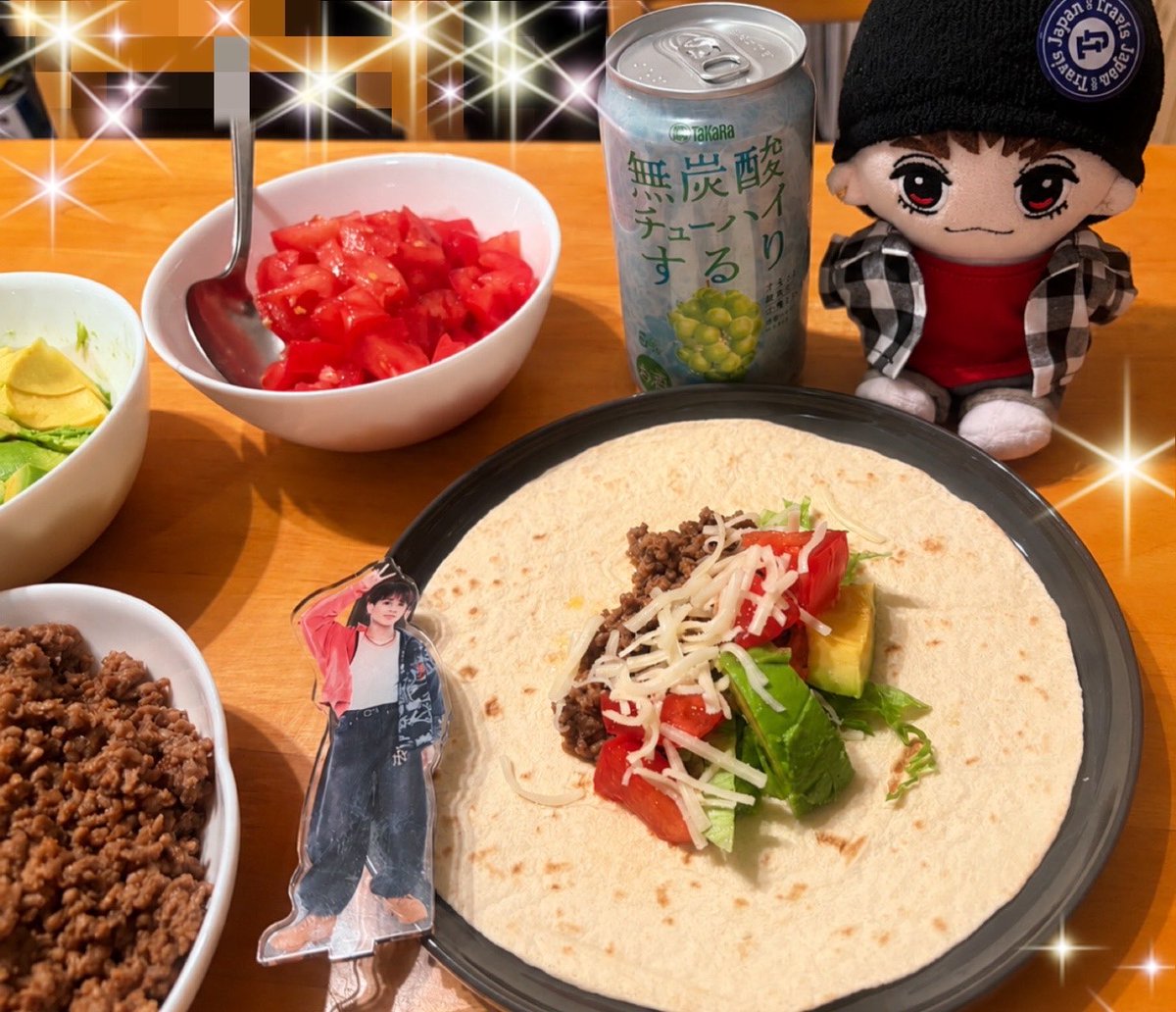 MdyYw's tweet photo. 娘が帰ってきたので、食べたすぎて
お家タコス🌮と久々するり❤️
あ、ちがう💦土曜日飲んだね🥰 https://t.co/gkNBPpcB1k