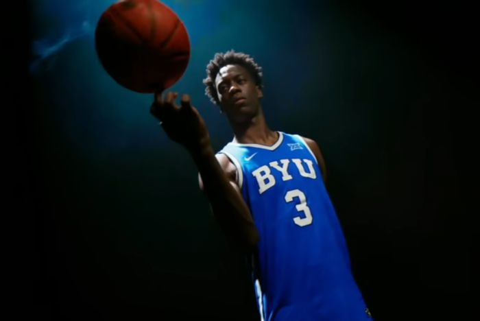 ASzczepanski's tweet photo. Bang! Na @SzostyGracz właśnie wpadła pierwsza część rewelacyjnego Mock Draftu @sebasta_b 
Na początek TOP5

Lektura obowiązkowa przed Draftem, ale zarezerwujcie sobie trochę czasu, bo jest to lektura obszerna.

Bez paywalla, zapraszam do czytania>
https://t.co/iscnPrF9nU https://t.co/lqpwlwXAdf