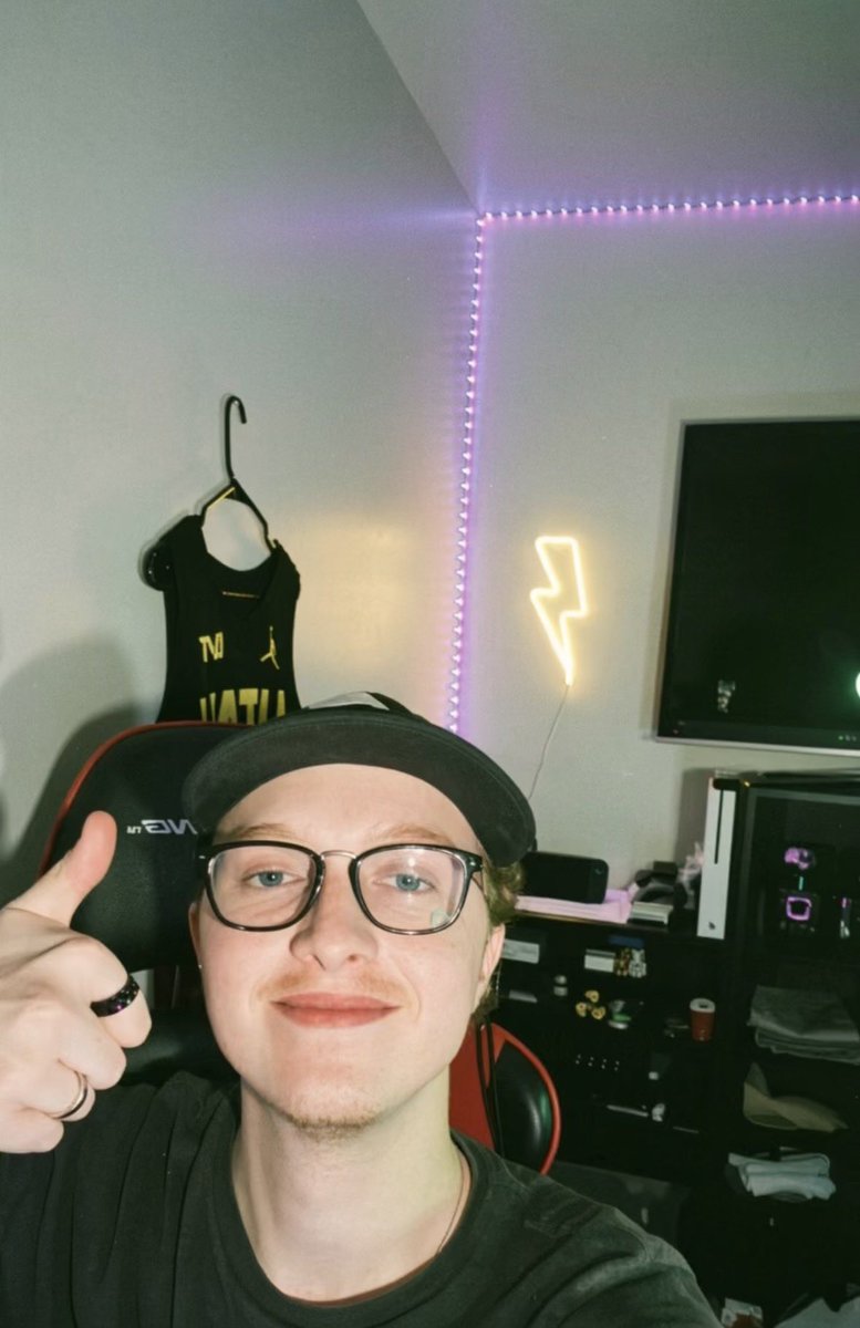 RealZacharyRoy's tweet photo. Was lucky enough to hit 100 subscribers within roughly the first month of actually attempting to make Jazz content on YouTube! 💯
It’s been a blast, hope to only grow from here! 🖤🏔️🎷
#UtahJazz #NBA #NBADraft #LauriMarkkanen #WalkerKessler #KeyonteGeorge #JarenJacksonJr https://t.co/xCu6yzl3Fc