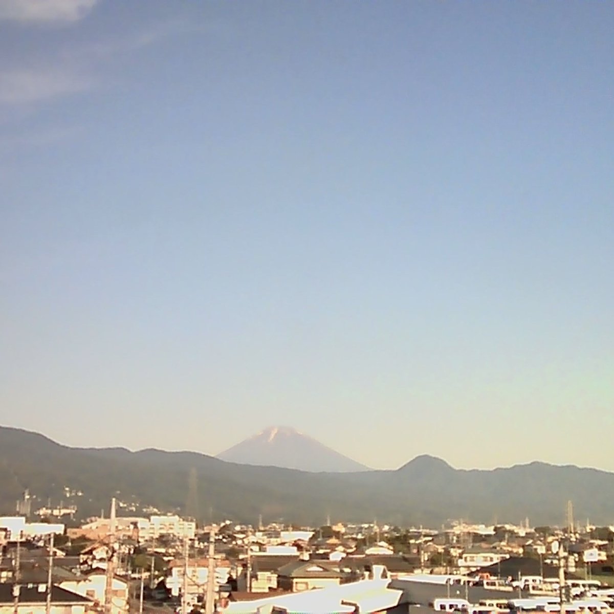 fufu208fufu's tweet photo. トイカメラで撮った富士山 https://t.co/lDm3MpXgVw