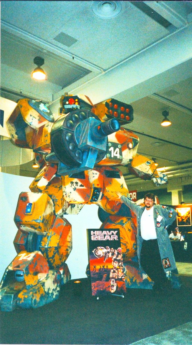 AshleyRPollard's tweet photo. Old pictures of Heavy Gear Hunter prop from back in the day. https://t.co/AnjqpMqmx3