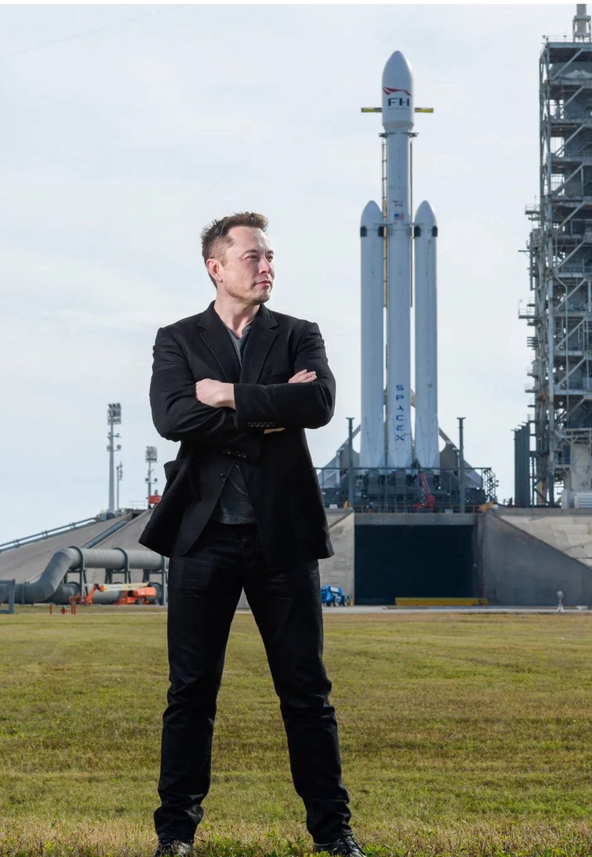 MayaSaint8's tweet photo. @LunaForTruth Hi Luna,

That $7 an hour worker just became a MILLIONAIRE because of Elon Musk.

More than 4,400 of his employees became millionaires this week. 

He will go down in history not just as a visionary, but as a great humanitarian. 

The fact that you’re on his platform is awesome. https://t.co/SWERr39Fgo