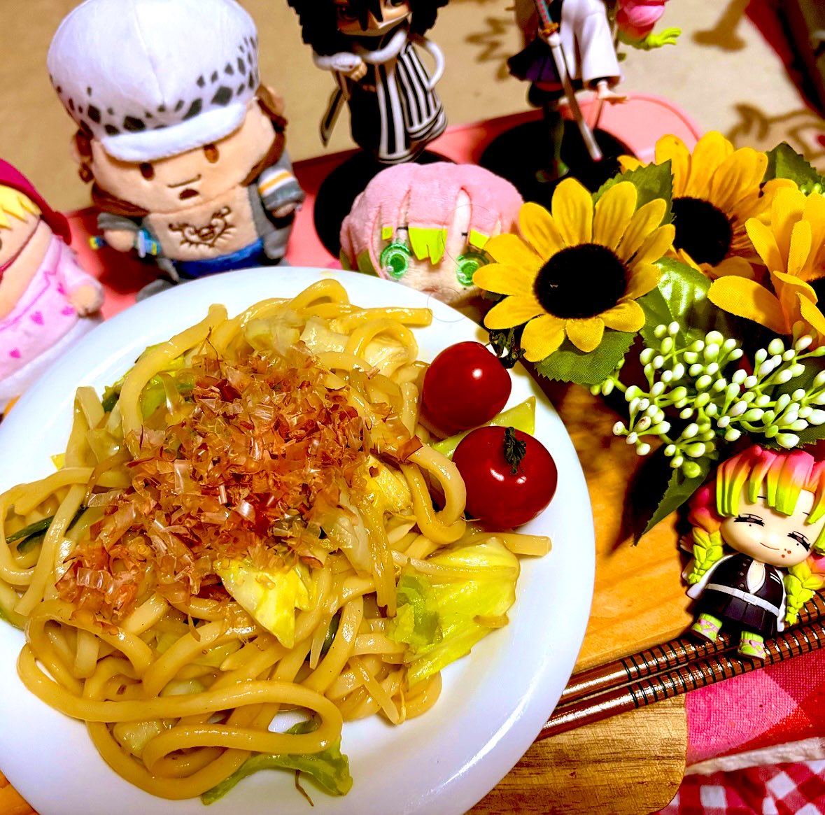 915obmt61's tweet photo. ﾟ*:｡.｡:*ﾟ𓅯 ゆまめし ﾟ*:｡.｡:*ﾟ𓅯

頭いてえええええええ（ ᵕ̩̩ ᵕ̩̩ ）
こりゃ偏頭痛かな😇😇

本日の夜ご飯は焼きうどんにした😻
野菜たっぷり🥬で食べれるし
何より簡単☺️...♥︎
今日沢山歩き回ったからね💦
話もして頭パンクしそー✋

今日も皆様お疲れ様です🙌🏻💕︎︎ https://t.co/AMjMSKCaS7