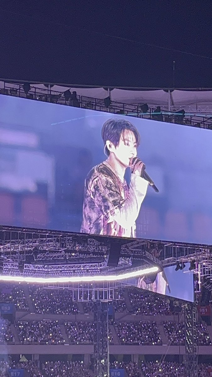9l_197's tweet photo. 260613 BTS WORLD TOUR 'ARIRANG' IN BUSAN

#BTS_WORLDTOUR_ARIRANG 
#BTS_WORLDTOUR_ARIRANG_BUSAN 
#BTS  #방탄소년단  #Jungkook  #전정국 https://t.co/5iSRAfwQv3