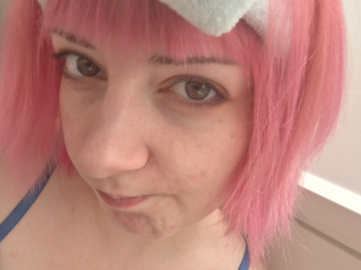 meep loves girltee tweet media