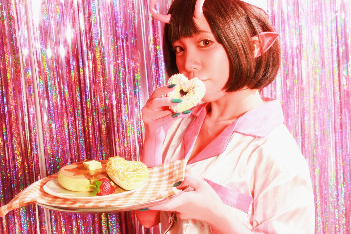 mochinotama's tweet photo. ＊Cosplay＊
チハル🌷/mlsb

「君も食べる？」 https://t.co/3fJgdXNUaG