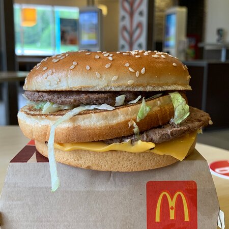 9KTours_manette's tweet photo. @McDonaldsFrance La première mi-temps ressemble plus au Big Mac qu'on sort de l'emballage dans la réalité .... 

Pas besoin de faire un dessin.....🤓 https://t.co/TbWLkNqHw7