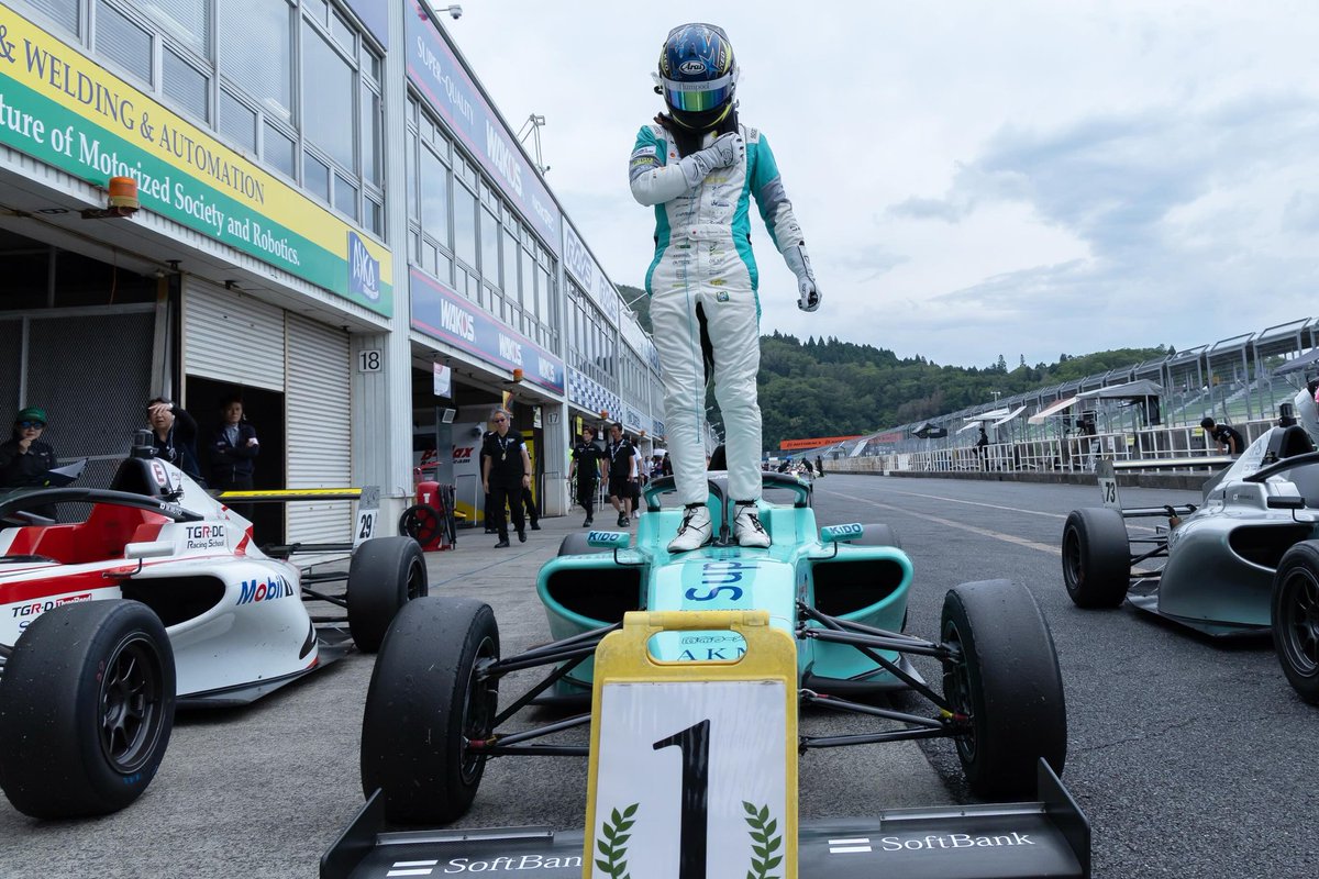 openracing's tweet photo. На автодроме Окаяма состоялись этапы некоторых японских младшеформульных чемпионатов, краткие итоги

Победами во всех трёх гонках четвертого этапа чемпионата Super Formula Lights отметился Юсуке Мицуи, представляющий коллектив Delightworks Racing (фото 1-2). https://t.co/MQ4mnxxwE2