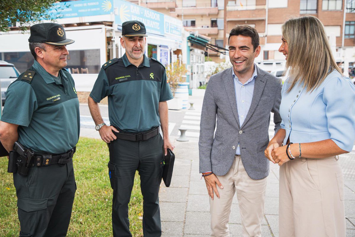 pedro_casares's tweet photo. Hoy, Junta de Seguridad Local en #Noja con la alcaldesa Mireia Maza.
Los delitos han descendido ya un 29% en el municipio en los primeros cinco meses de 2026.
Seguimos trabajando, junto a los ayuntamientos, para que #Cantabria sea uno de los lugares más seguros del mundo. https://t.co/SFR9krABGn