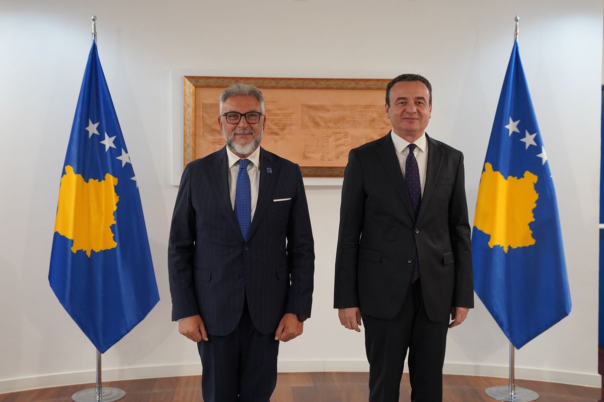 EulexHoM's tweet photo. Bidding farewell to Kosovo Acting Prime Minister @albinkurti, I thanked him for his cooperation and reaffirmed EULEX’s role as a reliable supporter of accountable, efficient, independent, and professional 🇽🇰 rule of law institutions. https://t.co/7YWSWMr4vX