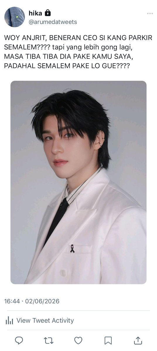 ameratyns's tweet photo. skynani prompt au; unpredictable

katanya dijodohin sama CEO, kok yang dateng malah tukang parkir? https://t.co/mpjchMLbZ5