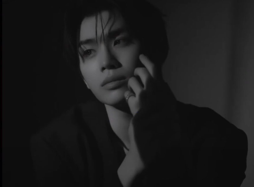 7i4trr's tweet photo. #김태래 사랑해……🖤 https://t.co/cw39zwU6qp