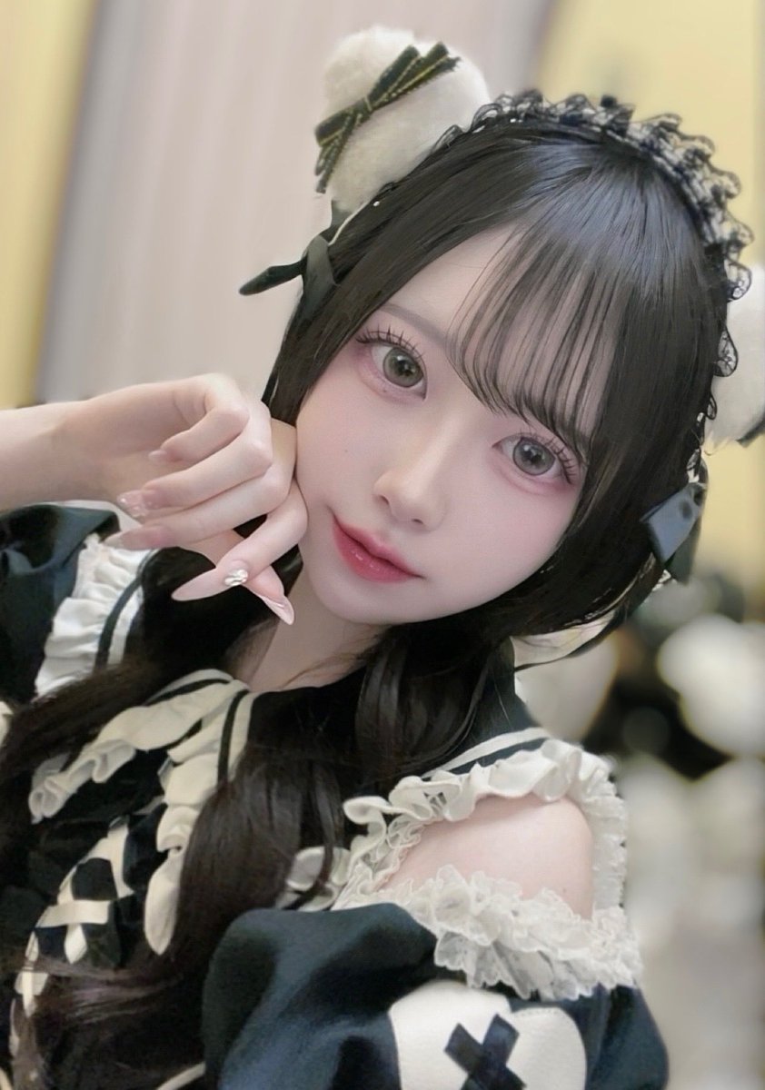 roro_nyank's tweet photo. 🐈‍⬛.⋆𝜗𝜚 https://t.co/c9Gxq9PNE1