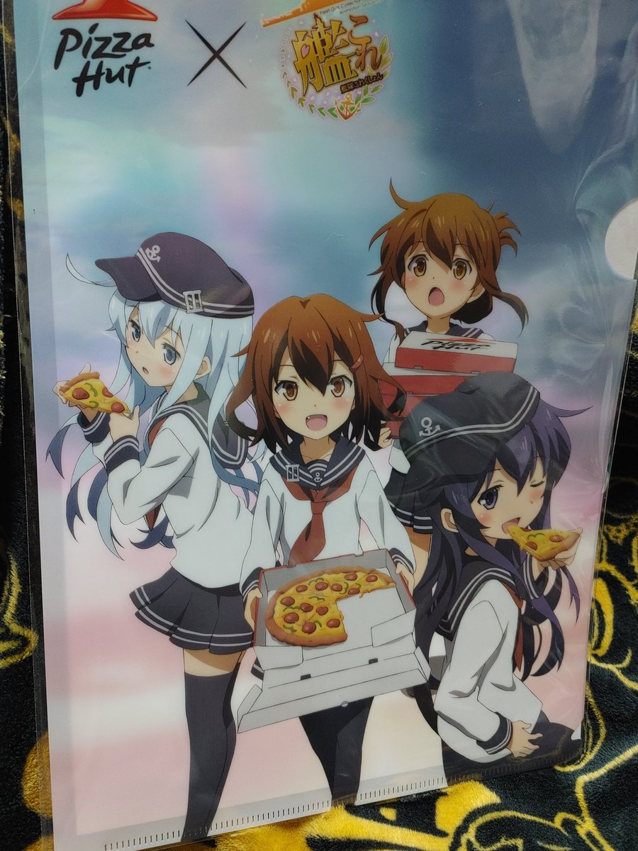 suikun98's tweet photo. 懐かしのアニメ艦これ×ピザハットコラボ https://t.co/Fgf37AB1yg