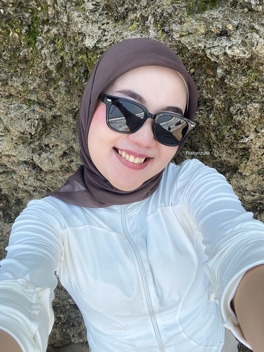 riskyrizukii's tweet photo. Liburan weekend kemarin aku ga ketinggalan bawa duo tissue ini, alias penyelamat banget!

Produk praktis yang bisa dibawa kemana-mana no ribet" 😙👍 https://t.co/tJeMzDuO7U