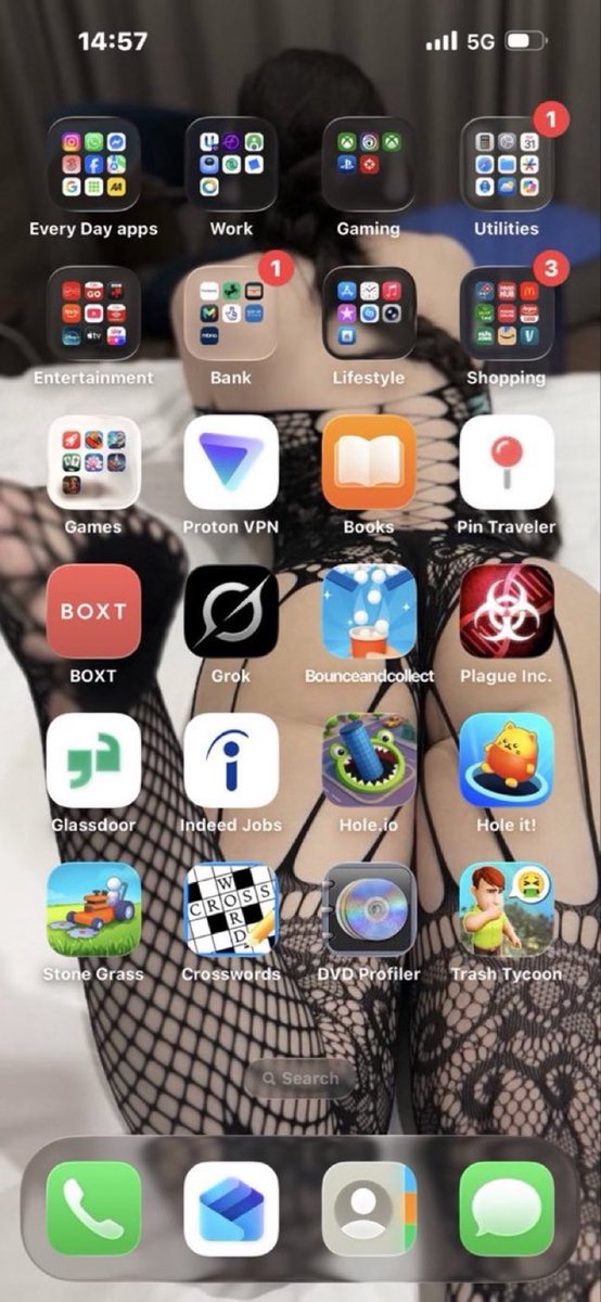 ANNAG0DDESSX's tweet photo. You know you want your phone background to look like this - dont you.

1- Follow
2- Like and retweet
3- DM mommy “💜”

Findom techdomme https://t.co/RYuqCAxr3J