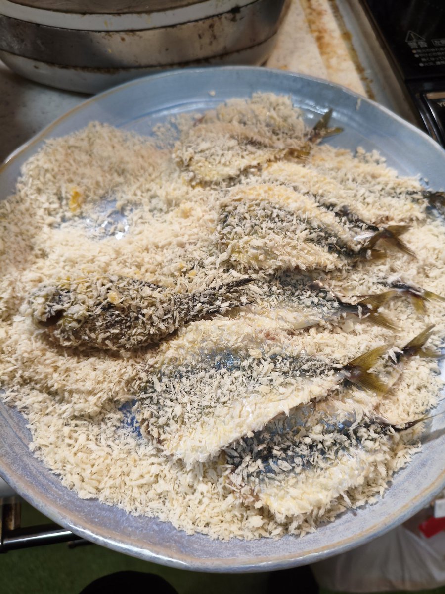 ST4858's tweet photo. 揚げてやるぜ https://t.co/9jdb3NrWrX