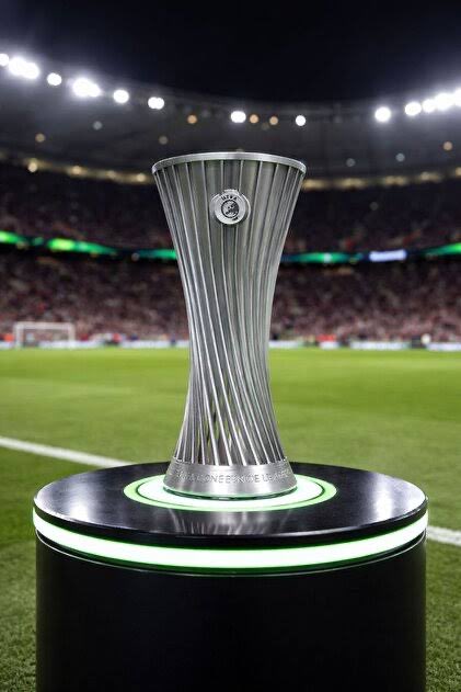 Emirhanmut0's tweet photo. @Besiktas Ama senin kokun çok güzel https://t.co/qV9Q6oCUw0