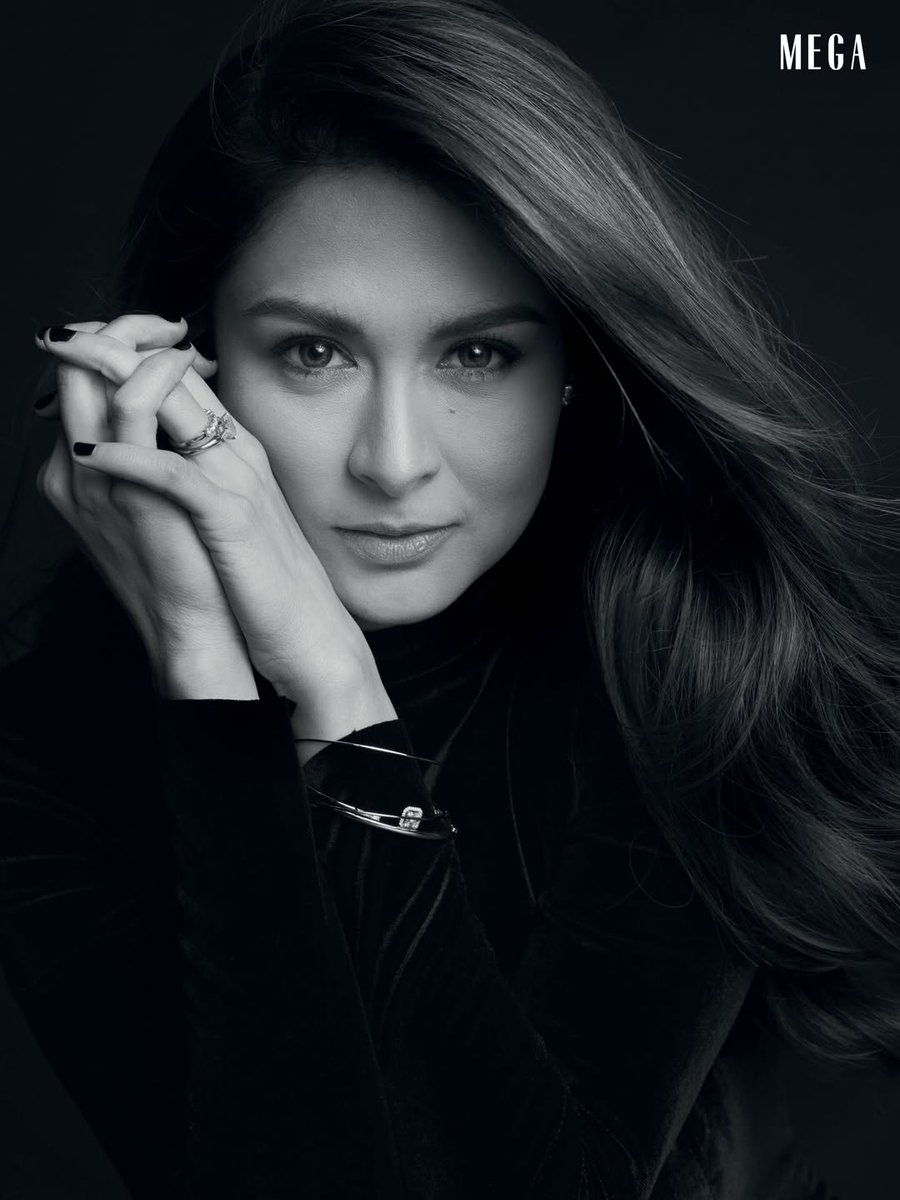 HaraAmaya's tweet photo. Esquire x Mega 

dami blessings ng mag-asawa na to

Dingdong Dantes | Marian Rivera https://t.co/Ve7GLLsD1x