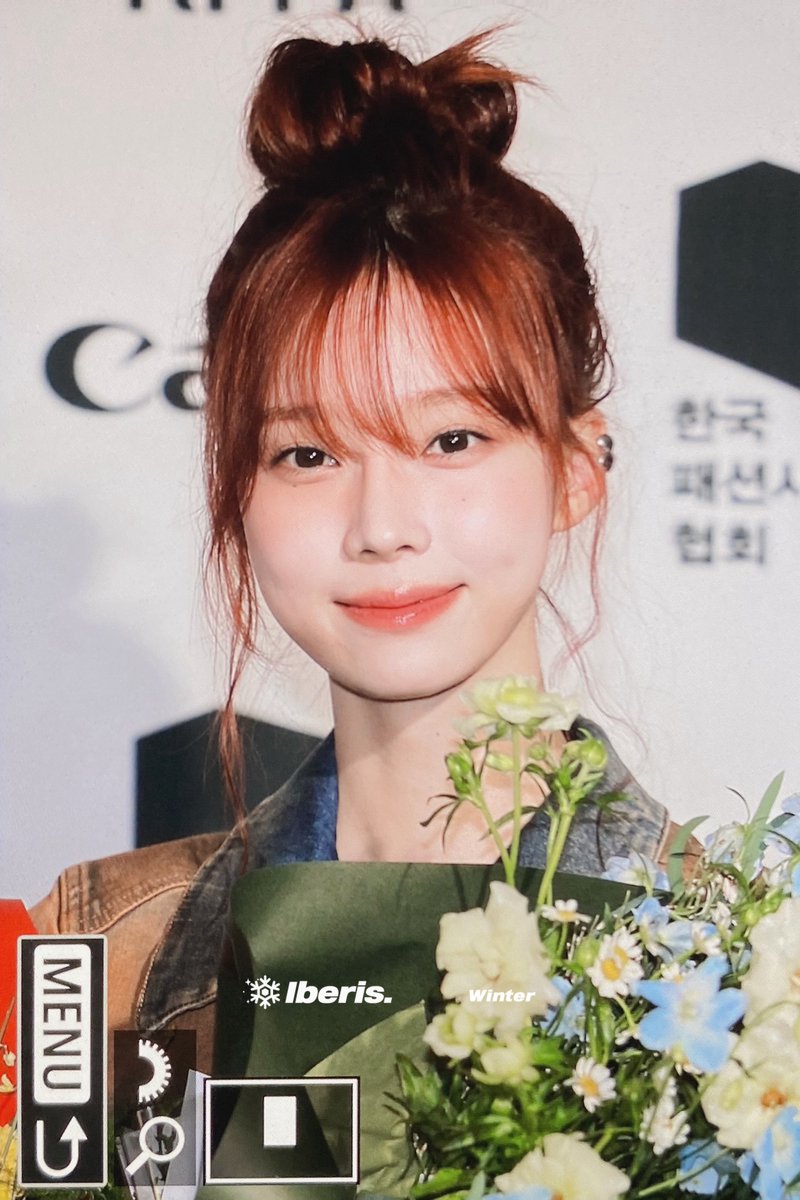 dnlxj_01's tweet photo. 같은 날이구나 https://t.co/rFm3WnI9VR