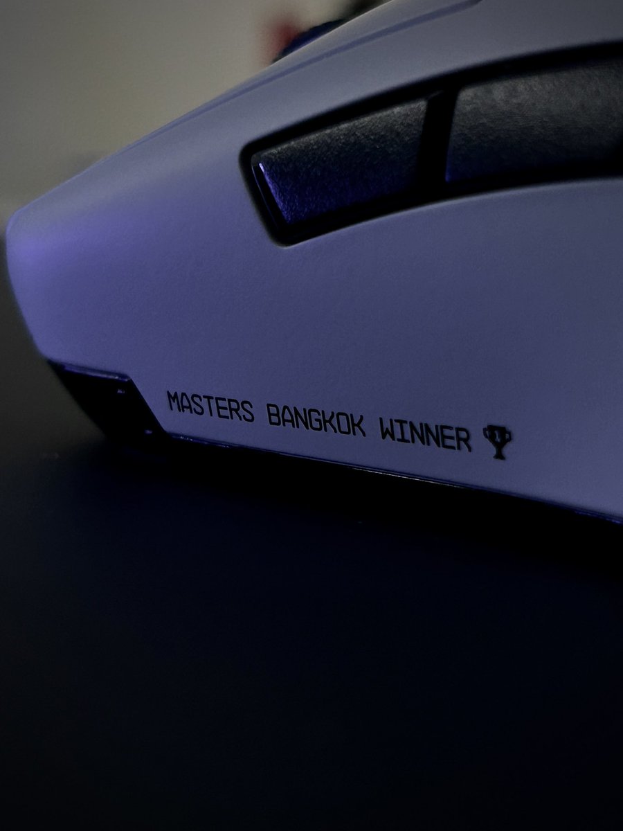 GabinBinksgg's tweet photo. Pulsar Pro Series BUZZ-X ! 

I find that in terms of decorative details on the shell, it is one of Pulsar’s most successful mice on this side! https://t.co/cfAeugZ1Hc